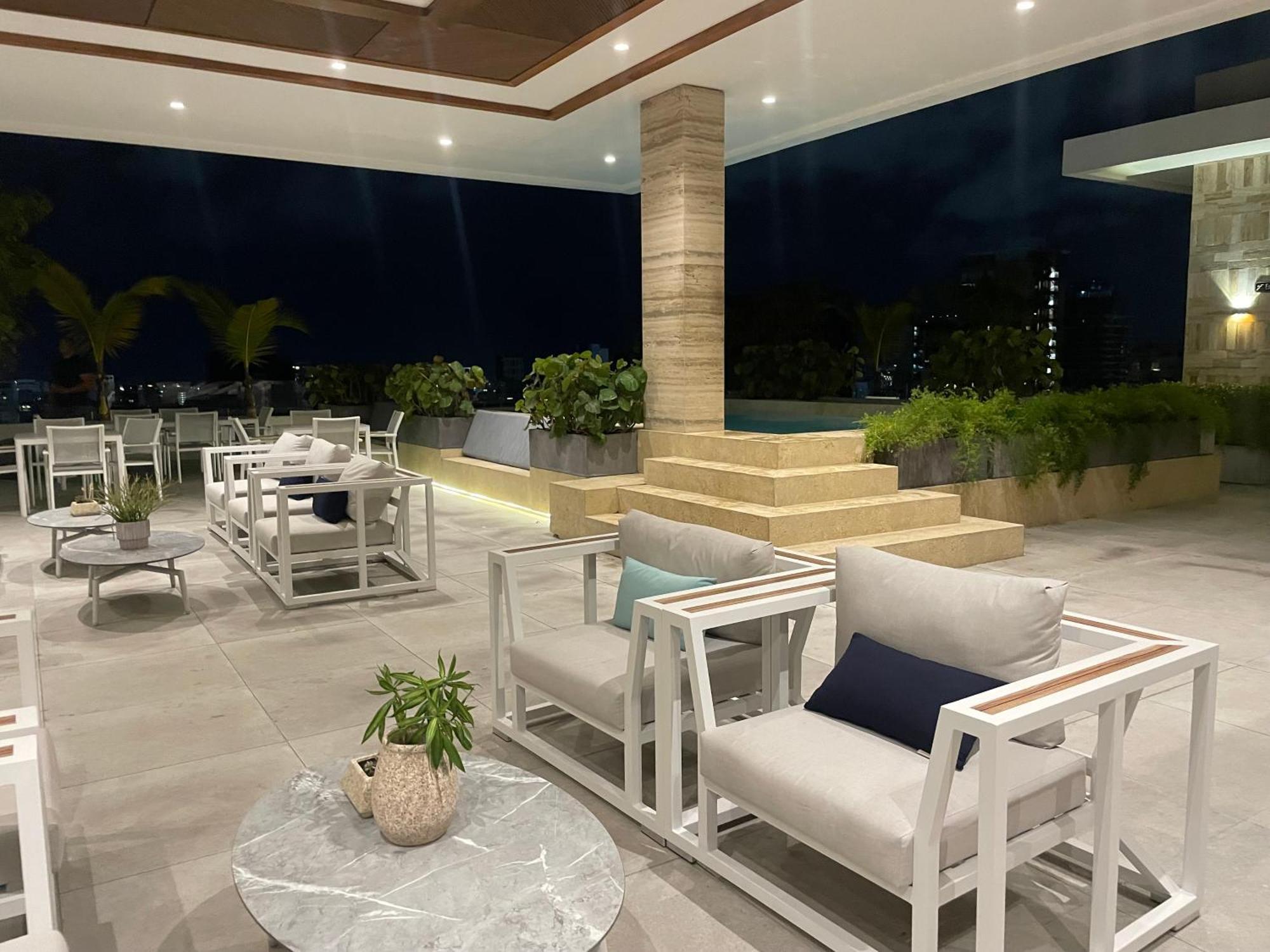 Piantini'S Skylight Apartment Santo Domingo Exterior foto